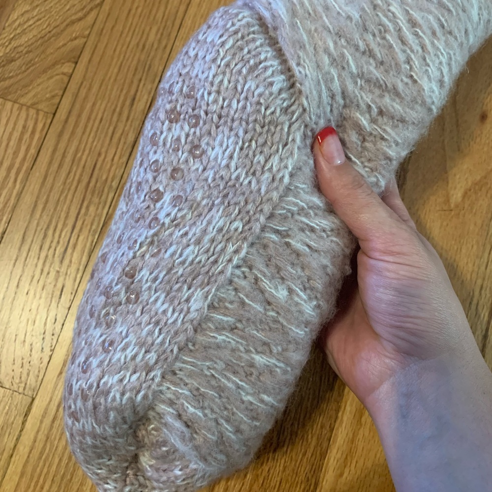 Express Slipper Socks - Picture 4 of 4